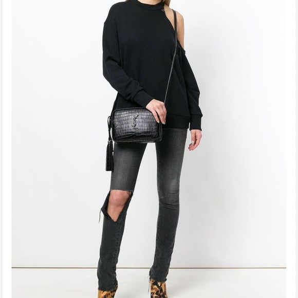 YSL Lou Croc-Embossed Camera Bag - Picture 9 of 9